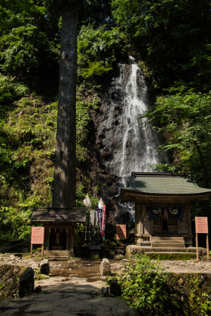 羽黒山・須賀の滝