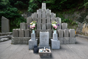 薩摩義士碑