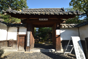 桂春院・入り口