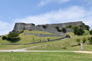 勝連城