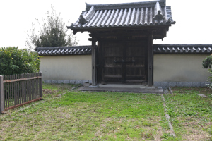 法起寺・南大門