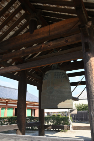 薬師寺・鐘楼