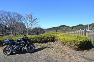 矢那川ダム・駐車場