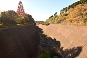 矢那川ダム・非常用洪水吐